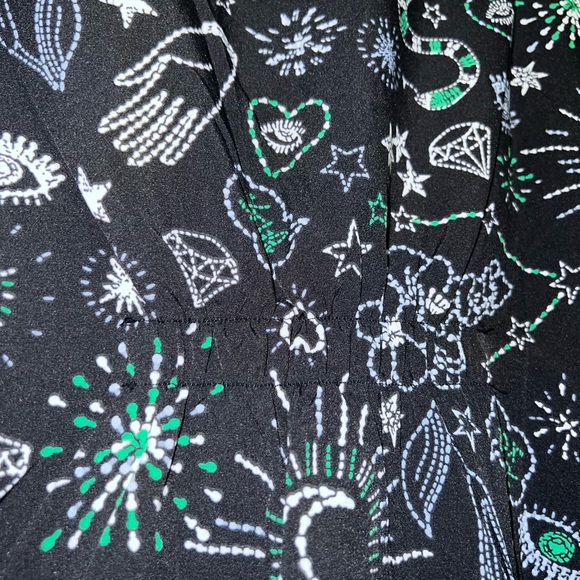 Betsey Johnson Fate & Fortune Hands Moon Stars Snakes 2 Pocket Scrubs Shirt Sz S - Picture 6 of 7